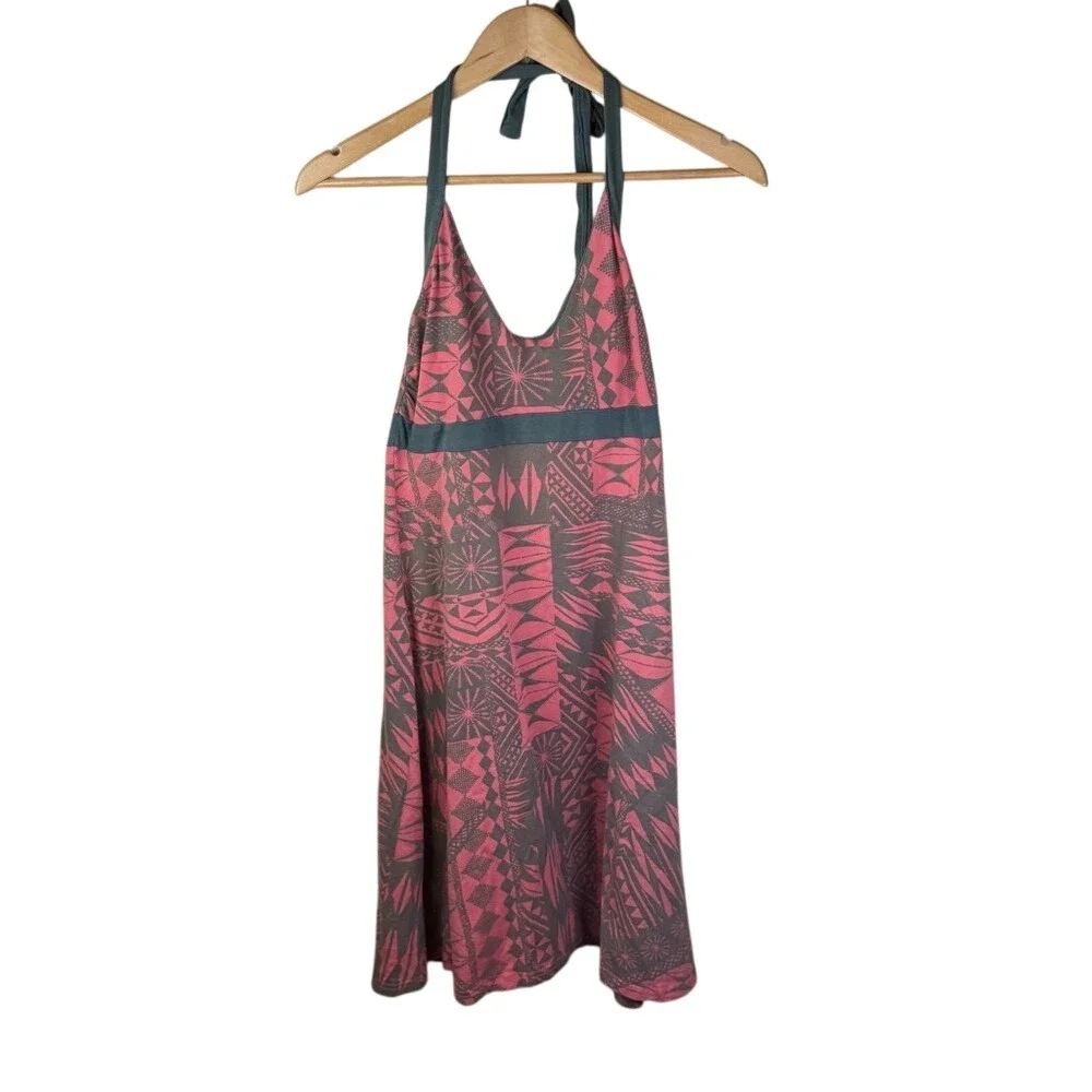 Patagonia Halter Tribal Shelf Bra Size‎ Medium Vibrant Activewear Outdoor Hiking - Picture 2 of 11